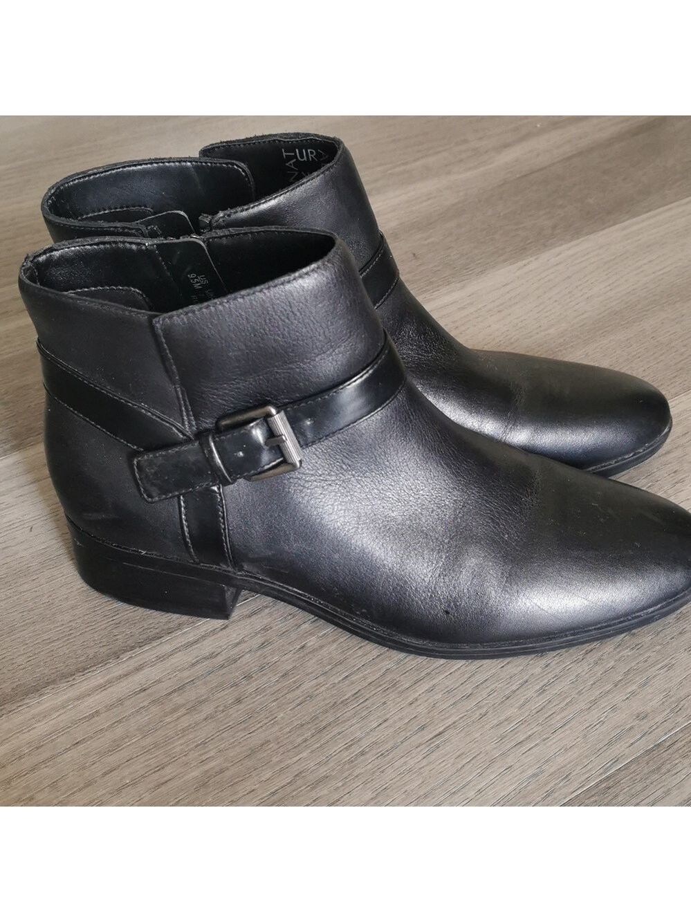 Naturalizer womens black leather Ronan booties. Size 9.5.M EUC